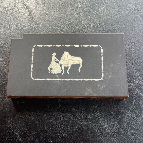 Vintage Volupte Musical Makeup Case - Picture 1 of 8